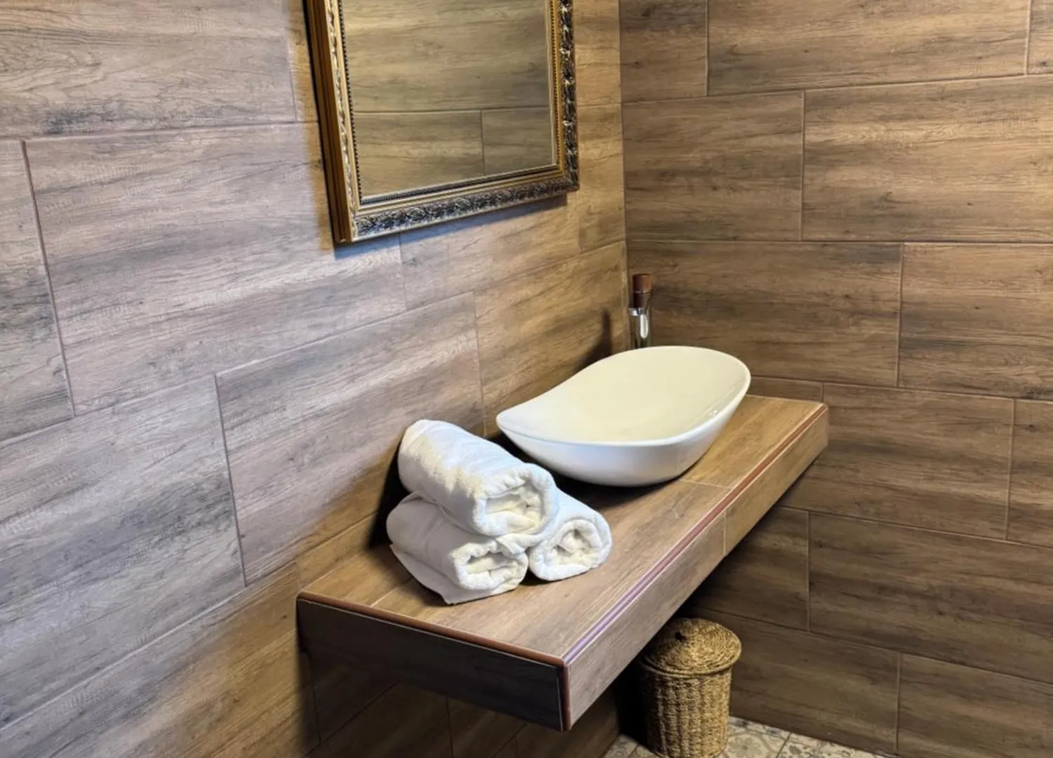 Gomen Hotel Eger Guest house